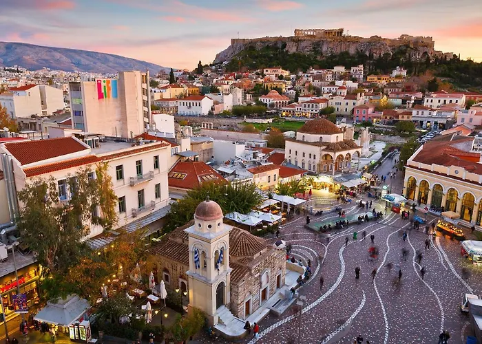 Autonomous House In The Heart Of Plaka