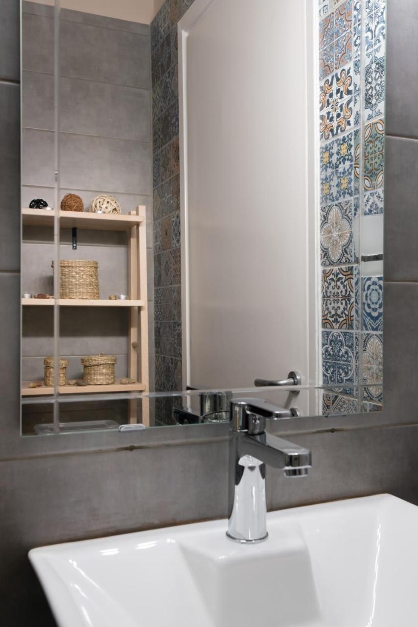 Autonomous House In The Heart Of Plaka Apartment *