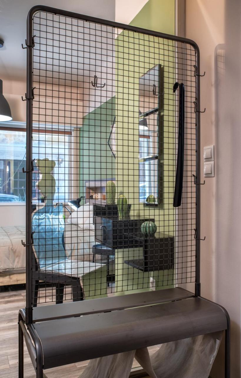 Autonomous House In The Heart Of Plaka