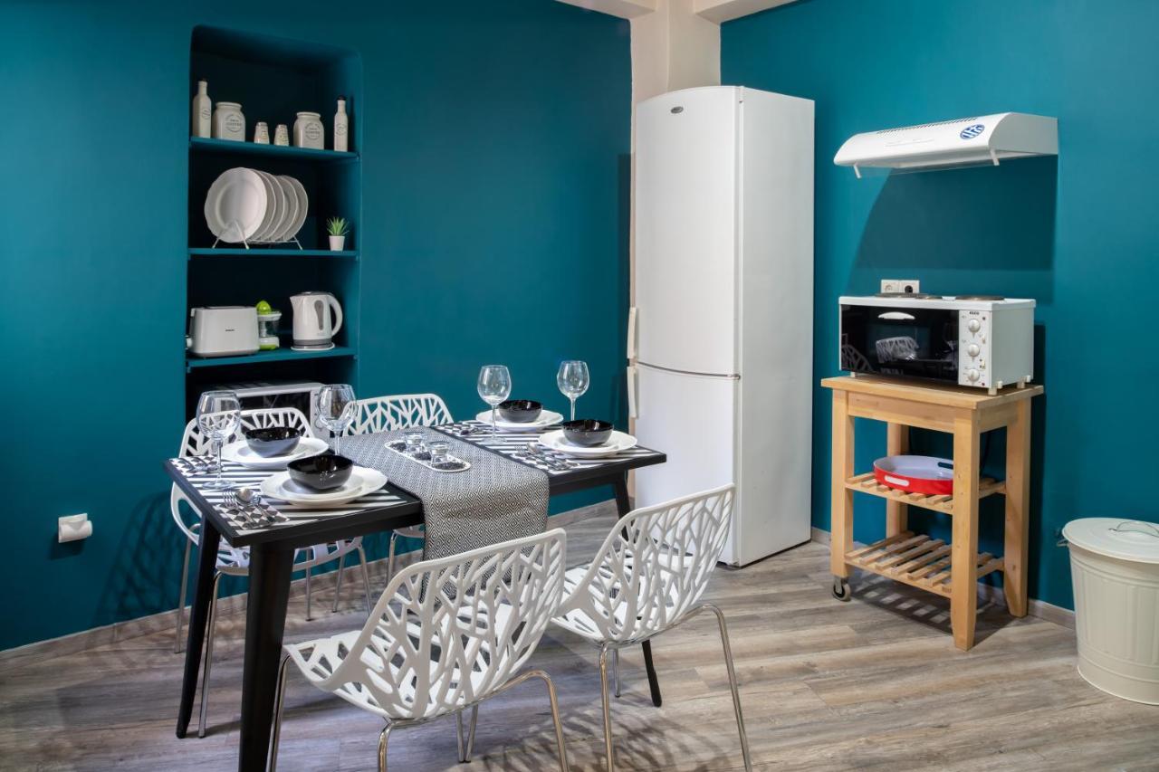 Autonomous House In The Heart Of Plaka Athen